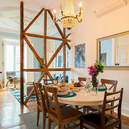 Bairro Alto 3 Bedroom Patio Flat! Lissabon Exterior foto