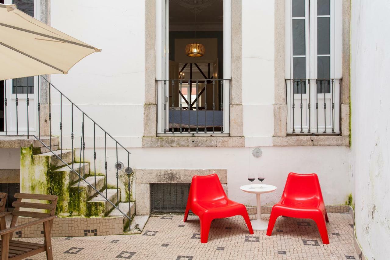 Bairro Alto 3 Bedroom Patio Flat! Lissabon Exterior foto